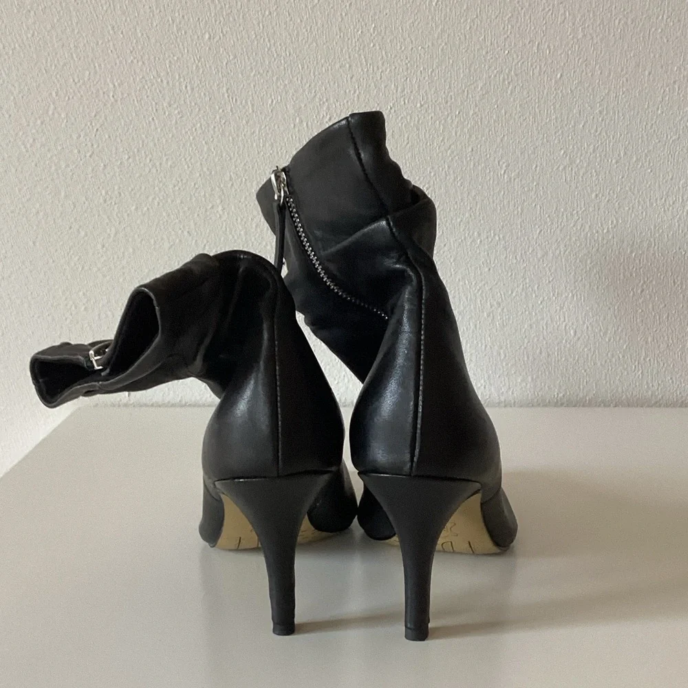Dolce Vita Black Leather Pointed-Toe Ankle Boots‎ with Zipper Size 10
